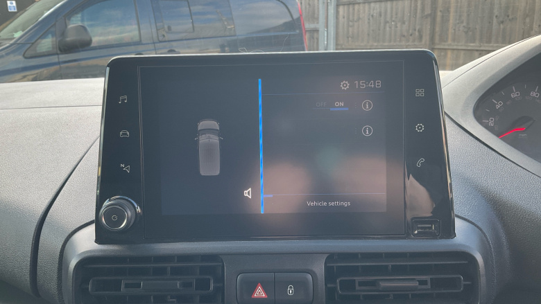 Peugeot Partner Standard Diesel 1000 1.5 BlueHDi 100 Professional Van